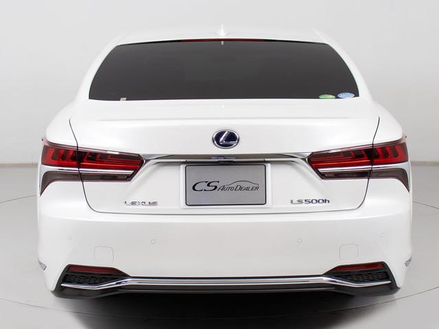 ★クリアランスソナー（前後コーナーセンサー）が付いています！フロント＆リアにセンサーがあり、障害物に近づくと警告音が鳴り、更にはマルチ画面上にも表示されます！すごく便利な人気装備です！！