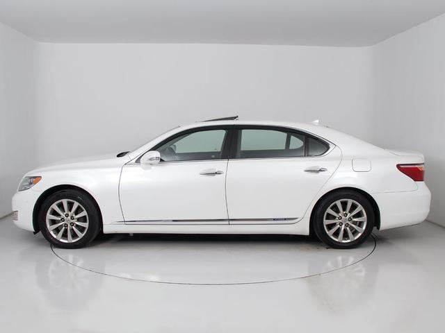 社外アルミホイール取付・スピンドルエアロ取付・各メーカーエアロ取付・車高調・ローダウン・ライトカスタム・スモークフィルム施工ＯＫ！お気軽にご相談下さい！