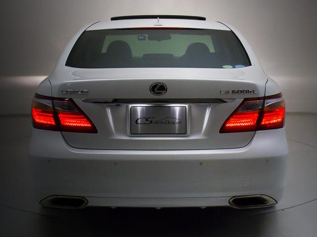 ★テールスモークやＬＥＤ加工、マフラー、ルーフスポイラー、エアロパーツなど取り付け承ります！