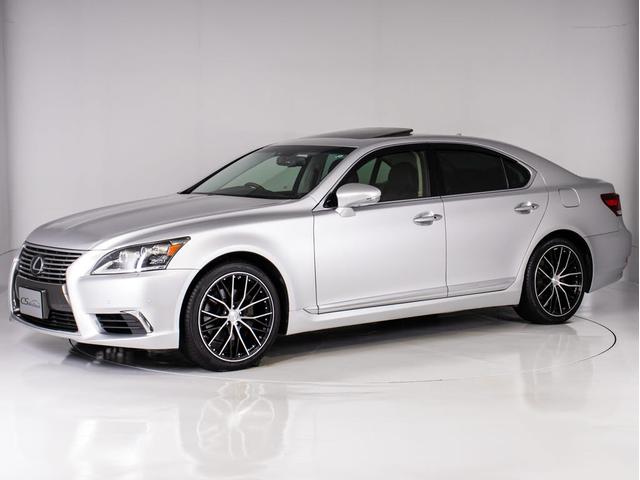 ＬＳ ＬＳ４６０　バージョンＣ　Ｉパッケージ　後期型（禁煙車）（サンルーフ）（新品２０インチアルミ＆タイヤ）（黒本革シート）（記録簿１１枚）（３連眼ＬＥＤヘッドライト）（パワートランク）助手席オットマン　エアサスコントローラー　衝突軽減ブレーキ（18枚目）