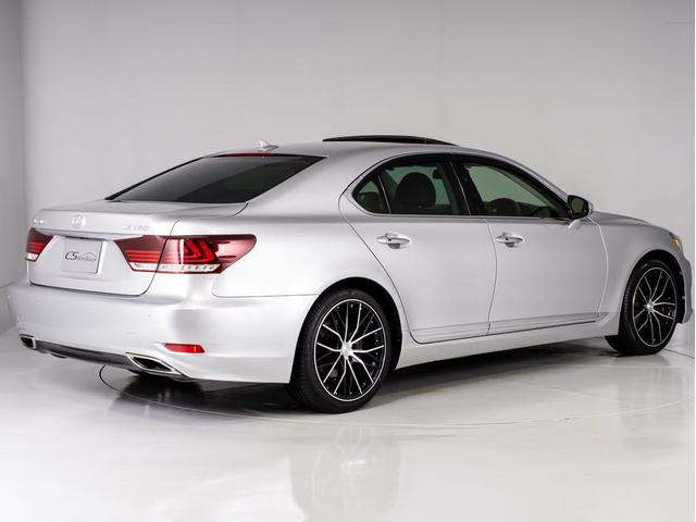 ＬＳ ＬＳ４６０　バージョンＣ　Ｉパッケージ　後期型（禁煙車）（サンルーフ）（新品２０インチアルミ＆タイヤ）（黒本革シート）（記録簿１１枚）（３連眼ＬＥＤヘッドライト）（パワートランク）助手席オットマン　エアサスコントローラー　衝突軽減ブレーキ（22枚目）