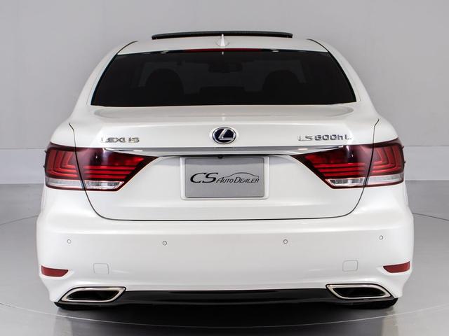 LS LS600hL (後期)(禁煙)(リアエンター)(マークレビンソン) (サンルーフ)(黒本革)(プリクラッシュセーフティ)(レーダークルーズコントロール)(レーンキープアシスト)(Cソナー)(Bスポットモニター)(12枚目)