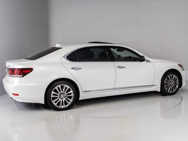 LS LS600hL (後期)(禁煙)(リアエンター)(マークレビンソン) (サンルーフ)(黒本革)(プリクラッシュセーフティ)(レーダークルーズコントロール)(レーンキープアシスト)(Cソナー)(Bスポットモニター)(13枚目)