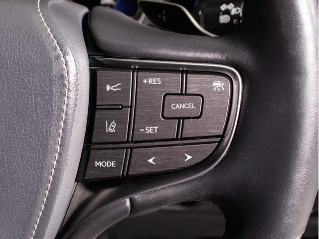 LS LS500h バージョンL (ワンオーナー)(禁煙車)(4WD)(黒本革シート)(記録簿12枚)(レクサスセーフティシステム+A)パノラミックビュー ハンズフリーパワートランク デジタルインナーミラー シーケンシャルウィンカー(9枚目)