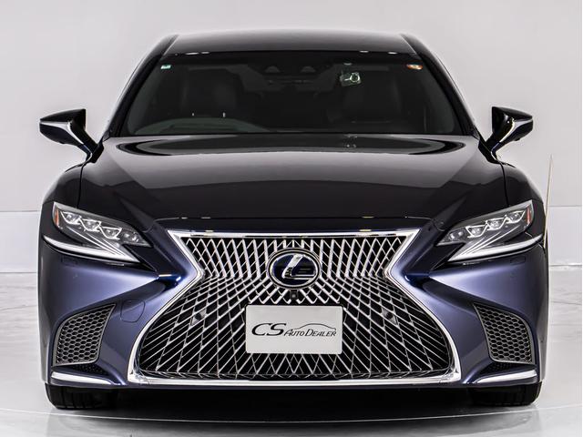 LS LS500h バージョンL (ワンオーナー)(禁煙車)(4WD)(黒本革シート)(記録簿12枚)(レクサスセーフティシステム+A)パノラミックビュー ハンズフリーパワートランク デジタルインナーミラー シーケンシャルウィンカー(16枚目)