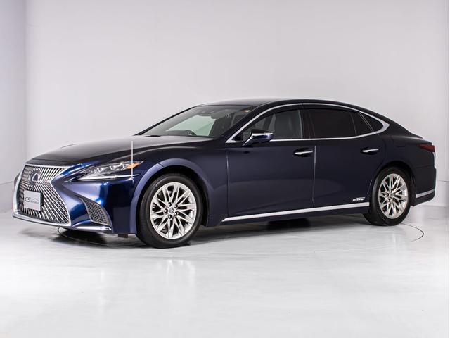 LS LS500h バージョンL (ワンオーナー)(禁煙車)(4WD)(黒本革シート)(記録簿12枚)(レクサスセーフティシステム+A)パノラミックビュー ハンズフリーパワートランク デジタルインナーミラー シーケンシャルウィンカー(17枚目)