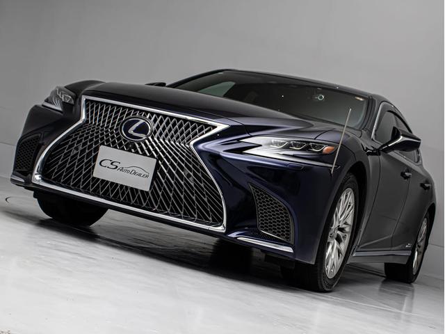 LS LS500h バージョンL (ワンオーナー)(禁煙車)(4WD)(黒本革シート)(記録簿12枚)(レクサスセーフティシステム+A)パノラミックビュー ハンズフリーパワートランク デジタルインナーミラー シーケンシャルウィンカー(27枚目)