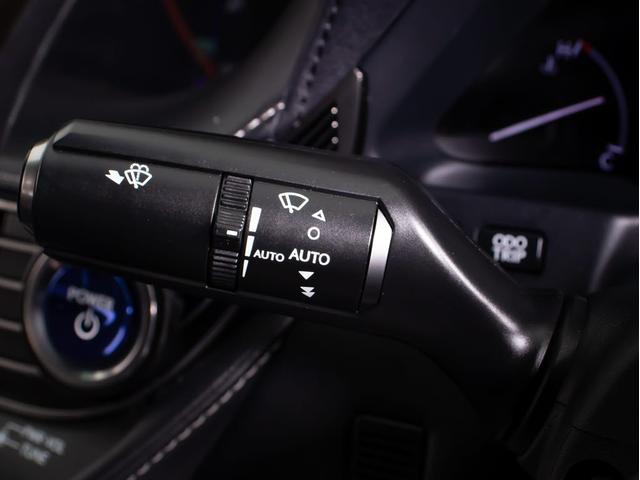 LS LS500h バージョンL (ワンオーナー)(禁煙車)(4WD)(黒本革シート)(記録簿12枚)(レクサスセーフティシステム+A)パノラミックビュー ハンズフリーパワートランク デジタルインナーミラー シーケンシャルウィンカー(46枚目)