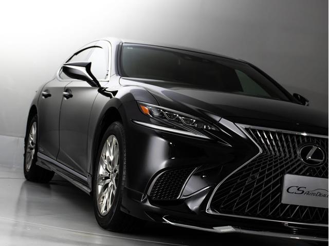 LS LS500h エグゼクティブ (禁煙車)(ワンオーナー)(マークレビンソン)(リヤモニター)(レクサスセーフティシステム+A)(フルエアロ)(点検記録簿20枚)パノラミックビューモニター ハンズフリーパワートランク 黒本革シート(29枚目)
