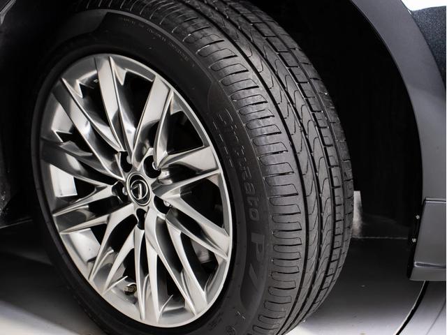 LS LS500h エグゼクティブ (禁煙車)(ワンオーナー)(マークレビンソン)(リヤモニター)(レクサスセーフティシステム+A)(フルエアロ)(点検記録簿20枚)パノラミックビューモニター ハンズフリーパワートランク 黒本革シート(34枚目)