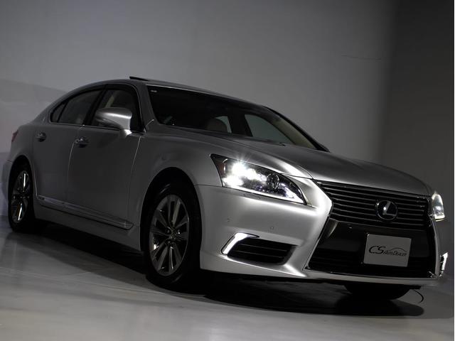 LS LS600h バージョンL (マークレビンソン)(サンルーフ)(本革シート)(4WD)(衝突軽減ブレーキ)レーダークルーズ 踏み間違い防止機能 連眼LEDヘッドライト アイボリー本革 クリアランスソナー イージークローザー(21枚目)
