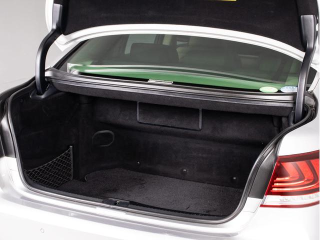 LS LS600h バージョンL (マークレビンソン)(サンルーフ)(本革シート)(4WD)(衝突軽減ブレーキ)レーダークルーズ 踏み間違い防止機能 連眼LEDヘッドライト アイボリー本革 クリアランスソナー イージークローザー(35枚目)