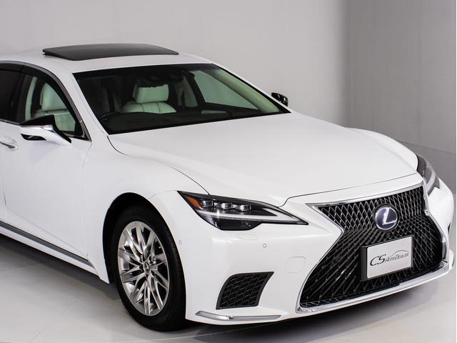 LS LS500h エグゼクティブ 後期型(禁煙車)(サンルーフ)(マークレビンソン)(リヤモニター)(レクサスセーフティシステム+A)(白本革シート)デジタルインナーミラー ハンズフリーパワートランク シーケンシャルウィンカー(8枚目)