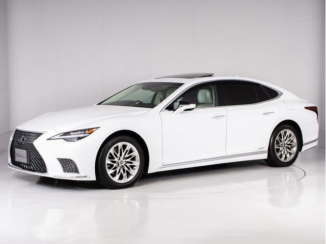 LS LS500h エグゼクティブ 後期型(禁煙車)(サンルーフ)(マークレビンソン)(リヤモニター)(レクサスセーフティシステム+A)(白本革シート)デジタルインナーミラー ハンズフリーパワートランク シーケンシャルウィンカー(21枚目)