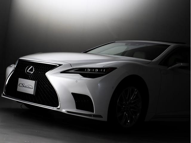 LS LS500h エグゼクティブ 後期型(禁煙車)(サンルーフ)(マークレビンソン)(リヤモニター)(レクサスセーフティシステム+A)(白本革シート)デジタルインナーミラー ハンズフリーパワートランク シーケンシャルウィンカー(33枚目)