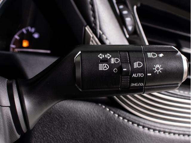 LS LS500h エグゼクティブ 後期型(禁煙車)(サンルーフ)(マークレビンソン)(リヤモニター)(レクサスセーフティシステム+A)(白本革シート)デジタルインナーミラー ハンズフリーパワートランク シーケンシャルウィンカー(55枚目)