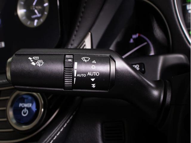 LS LS500h エグゼクティブ 後期型(禁煙車)(サンルーフ)(マークレビンソン)(リヤモニター)(レクサスセーフティシステム+A)(白本革シート)デジタルインナーミラー ハンズフリーパワートランク シーケンシャルウィンカー(56枚目)