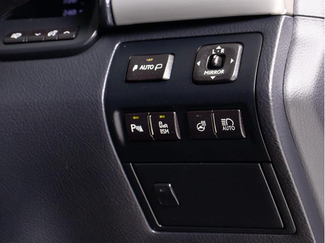 LS LS460 バージョンC Iパッケージ 後期型(サンルーフ)(黒本革シート)(3連眼LEDヘッドライト)(全画面SDマルチナビ)(点検記録簿20枚)デイライト 助手席オットマン ブルーレイ&Bluetooth対応 アルカンターラルーフ(9枚目)