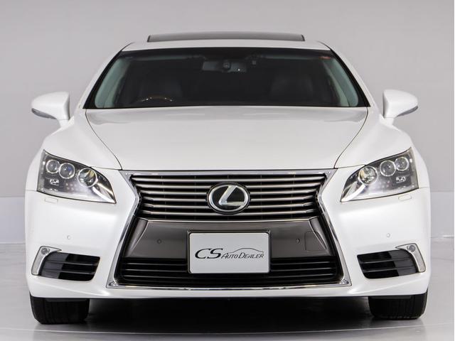 LS LS460 バージョンC Iパッケージ 後期型(サンルーフ)(黒本革シート)(3連眼LEDヘッドライト)(全画面SDマルチナビ)(点検記録簿20枚)デイライト 助手席オットマン ブルーレイ&Bluetooth対応 アルカンターラルーフ(16枚目)