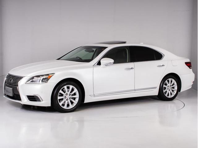 LS LS460 バージョンC Iパッケージ 後期型(サンルーフ)(黒本革シート)(3連眼LEDヘッドライト)(全画面SDマルチナビ)(点検記録簿20枚)デイライト 助手席オットマン ブルーレイ&Bluetooth対応 アルカンターラルーフ(17枚目)