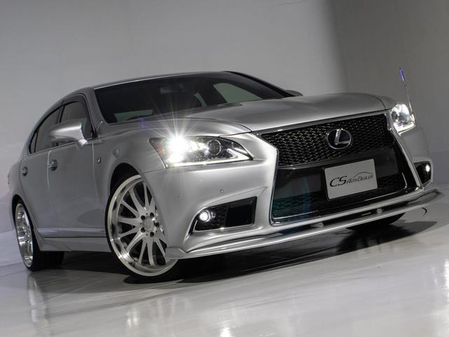 LS LS460 Fスポーツ (WALD22インチアルミ)(エイムゲインエアロ)(レッド×ブラックコンビレザーシート)(連眼LEDヘッドライト)(衝突軽減ブレーキ)レーダークルーズ クリアランスソナー 専用内外装装備 デイライト(19枚目)