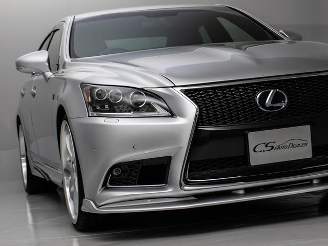LS LS460 Fスポーツ (WALD22インチアルミ)(エイムゲインエアロ)(レッド×ブラックコンビレザーシート)(連眼LEDヘッドライト)(衝突軽減ブレーキ)レーダークルーズ クリアランスソナー 専用内外装装備 デイライト(24枚目)