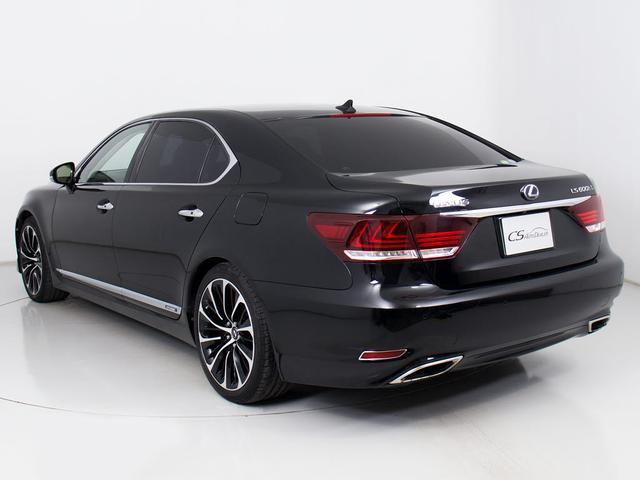 LS LS600hL エグゼクティブパッケージ (5人乗り)(マークレビンソン)(リアエンター)(メローホワイトレザー)(Fスポーツ仕様バンパー)(20インチAW)(ドライバーモニター)(レーダークルーズ)(プリクラッシュ)(LKA)(BSM)(17枚目)