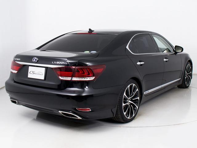 LS LS600hL エグゼクティブパッケージ (5人乗り)(マークレビンソン)(リアエンター)(メローホワイトレザー)(Fスポーツ仕様バンパー)(20インチAW)(ドライバーモニター)(レーダークルーズ)(プリクラッシュ)(LKA)(BSM)(19枚目)