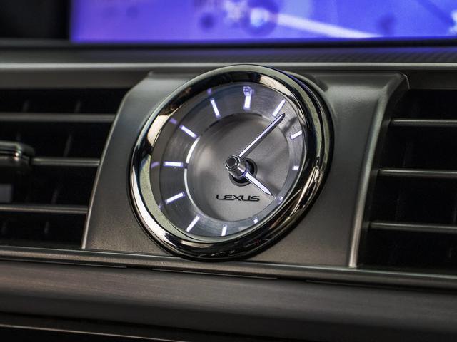 LS LS460 Fスポーツ (禁煙車)(整備点検記録簿10枚)(新品ウェザリアフルエアロ)(サンルーフ)(4本出しマフラー)(レーダークルーズ)(プリクラッシュ)(BSM)(パワートランク)(黒本革)(冷暖房シート)(42枚目)