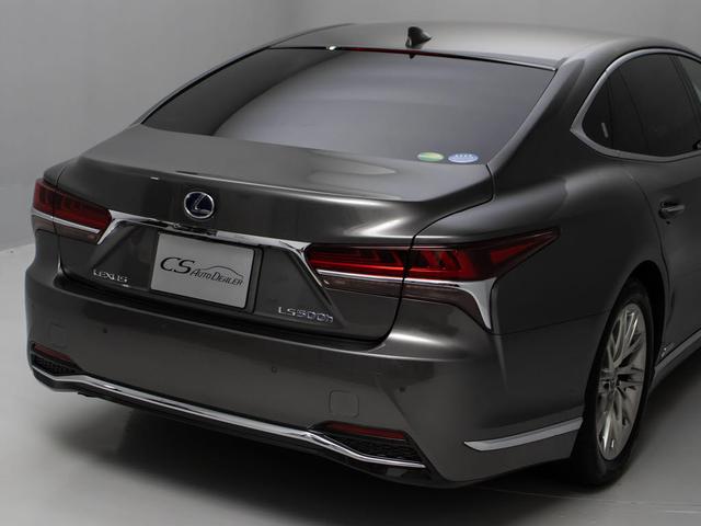 LS LS500h Iパッケージ (禁煙車)(黒本革シート)(レクサスセーフティシステム+A)パノラミックビューモニター 12.3インチSDマルチナビ デジタルインナーミラー シーケンシャルウィンカー パワートランク 衝突軽減ブレーキ(31枚目)