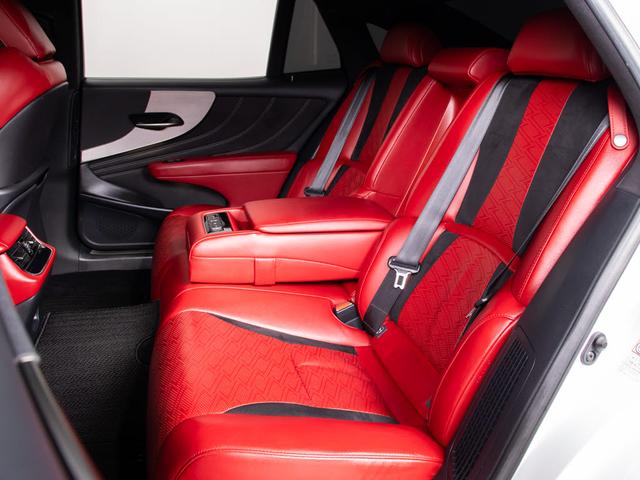 LS LS500h Fスポーツ (サンルーフ)(赤本革シート)(レクサスセーフティシステム+A)デジタルインナーミラー パノラミックビューモニター 12.3インチSDマルチナビ シーケンシャルウィンカー ハンズフリーパワートランク(7枚目)