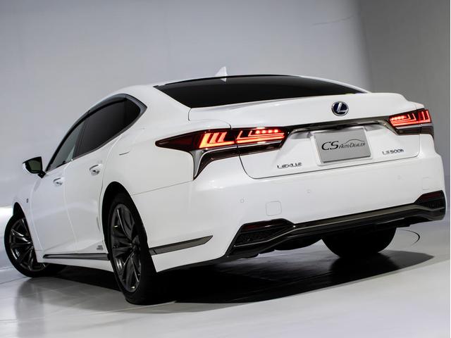 LS LS500h Fスポーツ (サンルーフ)(赤本革シート)(レクサスセーフティシステム+A)デジタルインナーミラー パノラミックビューモニター 12.3インチSDマルチナビ シーケンシャルウィンカー ハンズフリーパワートランク(23枚目)