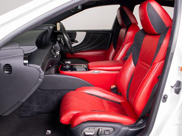 LS LS500h Fスポーツ (サンルーフ)(赤本革シート)(レクサスセーフティシステム+A)デジタルインナーミラー パノラミックビューモニター 12.3インチSDマルチナビ シーケンシャルウィンカー ハンズフリーパワートランク(41枚目)