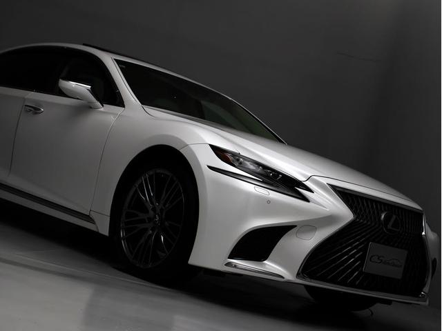 LS LS500h エグゼクティブ (サンルーフ)(マークレビンソン)(リヤモニター)(白本革シート)(TRD21インチアルミ)(レクサスセーフティシステム+A)パノラミックビュー デジタルインナーミラー ハンズフリーパワートランク(30枚目)