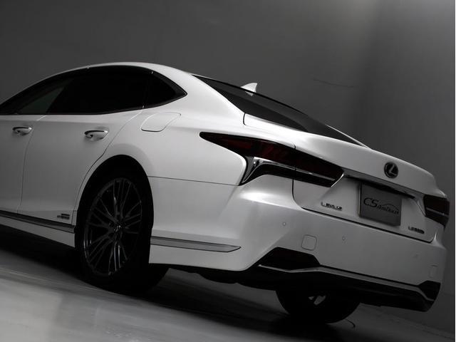 LS LS500h エグゼクティブ (サンルーフ)(マークレビンソン)(リヤモニター)(白本革シート)(TRD21インチアルミ)(レクサスセーフティシステム+A)パノラミックビュー デジタルインナーミラー ハンズフリーパワートランク(33枚目)