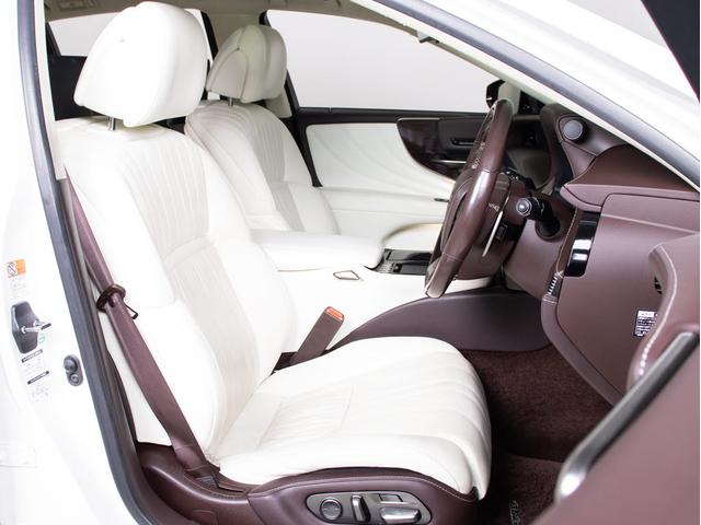 LS LS500h エグゼクティブ (サンルーフ)(マークレビンソン)(リヤモニター)(白本革シート)(TRD21インチアルミ)(レクサスセーフティシステム+A)パノラミックビュー デジタルインナーミラー ハンズフリーパワートランク(38枚目)