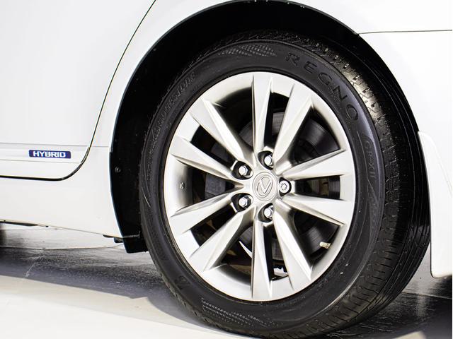 ＬＳ ＬＳ６００ｈ　バージョンＣ　Ｉパッケージ　後期型（禁煙車）（サンルーフ）（黒本革シート）（衝突軽減ブレーキ）（４ＷＤ）（ドライバーズモニター）レーンキープアシスト　前後プリクラッシュ　パワートランク　ＢＳＭ　オットマン　ＨＤＤマルチナビ（21枚目）