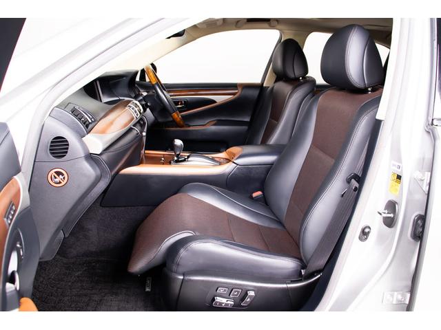 ＬＳ ＬＳ６００ｈ　バージョンＣ　Ｉパッケージ　後期型（禁煙車）（サンルーフ）（黒本革シート）（衝突軽減ブレーキ）（４ＷＤ）（ドライバーズモニター）レーンキープアシスト　前後プリクラッシュ　パワートランク　ＢＳＭ　オットマン　ＨＤＤマルチナビ（34枚目）
