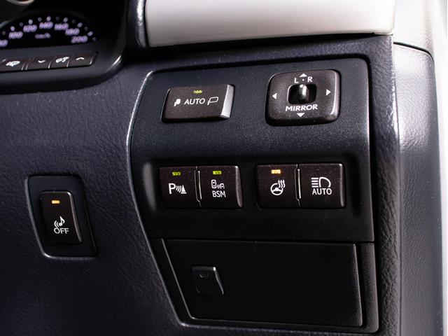 ＬＳ ＬＳ６００ｈ　バージョンＣ　Ｉパッケージ　後期型（禁煙車）（サンルーフ）（黒本革シート）（衝突軽減ブレーキ）（４ＷＤ）（ドライバーズモニター）レーンキープアシスト　前後プリクラッシュ　パワートランク　ＢＳＭ　オットマン　ＨＤＤマルチナビ（42枚目）