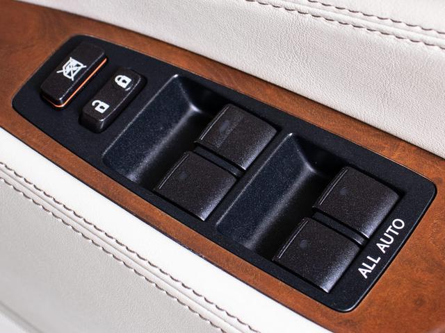 ＬＳ ＬＳ４６０　バージョンＣ　Ｉパッケージ　（ＷＡＬＤフルエアロ）（ＷＡＬＤ２１インチアルミ）（ベージュ本革シート）クリアランスソナー　エアサスコントローラー付　ローダウン　Ｂｌｕｅｔｏｏｔｈ対応　助手席オットマン　ＨＤＤマルチナビ（52枚目）