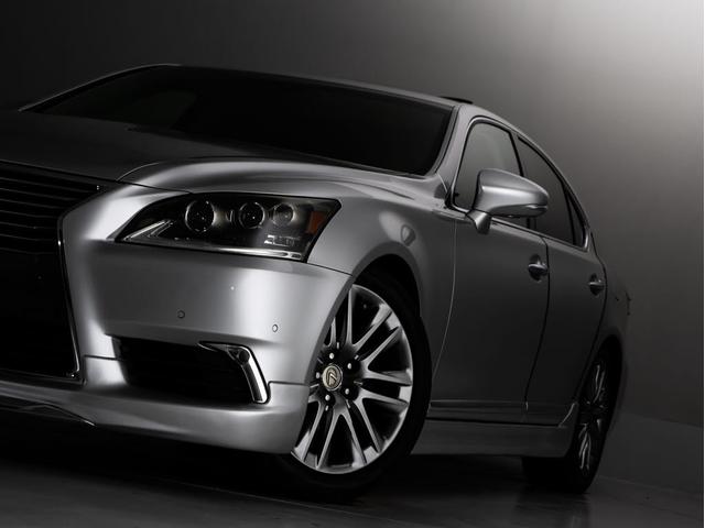 ＬＳ ＬＳ４６０　バージョンＬ　後期型（禁煙車）（マークレビンソン）（サンルーフ）（フルエアロ）（黒本革シート）（点検記録簿１０枚）（連眼ＬＥＤヘッドライト）パワートランク　デイライト　後席ＶＩＰ　ＨＤＤマルチ　クリアランスソナー（25枚目）