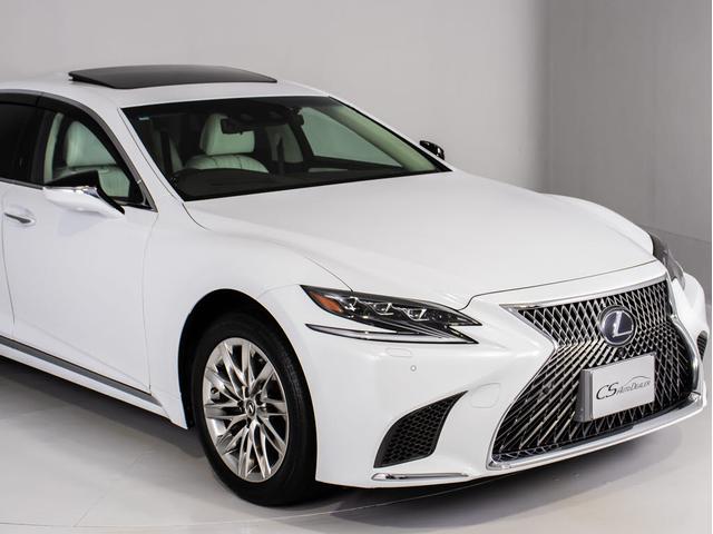 ＬＳ ＬＳ５００ｈ　エグゼクティブ　（禁煙車）（サンルーフ）（白本革シート）（ＡＷＤ）（マークレビンソン）（後席モニター）（レクサスセーフティシステム＋Ａ）記録簿１１枚　パノラミックビュー　ハンズフリーパワートランク　デジタルインナー（8枚目）