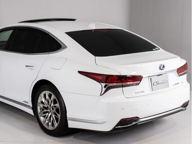 ＬＳ ＬＳ５００ｈ　エグゼクティブ　（禁煙車）（サンルーフ）（白本革シート）（ＡＷＤ）（マークレビンソン）（後席モニター）（レクサスセーフティシステム＋Ａ）記録簿１１枚　パノラミックビュー　ハンズフリーパワートランク　デジタルインナー（28枚目）