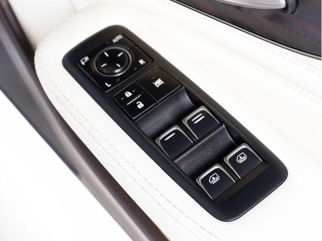 ＬＳ ＬＳ５００ｈ　エグゼクティブ　（禁煙車）（サンルーフ）（白本革シート）（ＡＷＤ）（マークレビンソン）（後席モニター）（レクサスセーフティシステム＋Ａ）記録簿１１枚　パノラミックビュー　ハンズフリーパワートランク　デジタルインナー（47枚目）