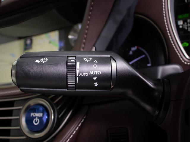 ＬＳ ＬＳ５００ｈ　エグゼクティブ　（禁煙車）（サンルーフ）（白本革シート）（ＡＷＤ）（マークレビンソン）（後席モニター）（レクサスセーフティシステム＋Ａ）記録簿１１枚　パノラミックビュー　ハンズフリーパワートランク　デジタルインナー（51枚目）