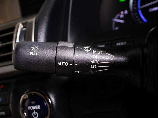 ＬＳ ＬＳ６００ｈ　Ｆスポーツ　後期型（禁煙車）（サンルーフ）（白本革シート）（衝突軽減ブレーキ）（レーンキープアシスト）レーダークルーズ　パワートランク　クリアランスソナー　専用インテリア＆エクステリア　ドライバーズモニター（51枚目）