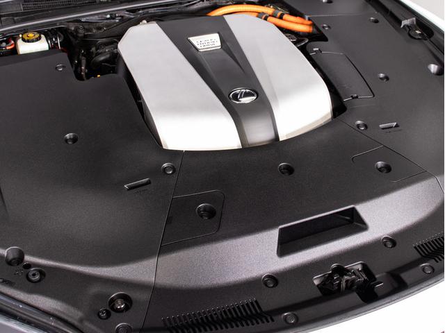 ＬＳ ＬＳ５００ｈ　エグゼクティブ　（禁煙車）（サンルーフ）（黒本革シート）（マークレビンソン）（リヤモニター）（レクサスセーフティシステム＋Ａ）パノラミックビューモニター　記録簿７枚　デジタルインナーミラー　ハンズフリーパワートランク（32枚目）