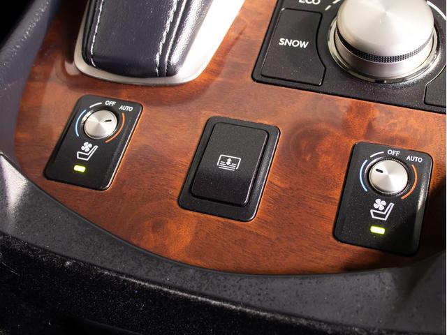 ＬＳ ＬＳ４６０　バージョンＣ　Ｉパッケージ　後期型（禁煙車）（サンルーフ）（黒本革シート）（連眼ＬＥＤヘッドライト）（衝突軽減ブレーキ）（記録簿１５枚）レーダークルーズ　ＢＳＭ　パワートランク　オットマン　　クリアランスソナー　ＨＤＤマルチナビ（6枚目）