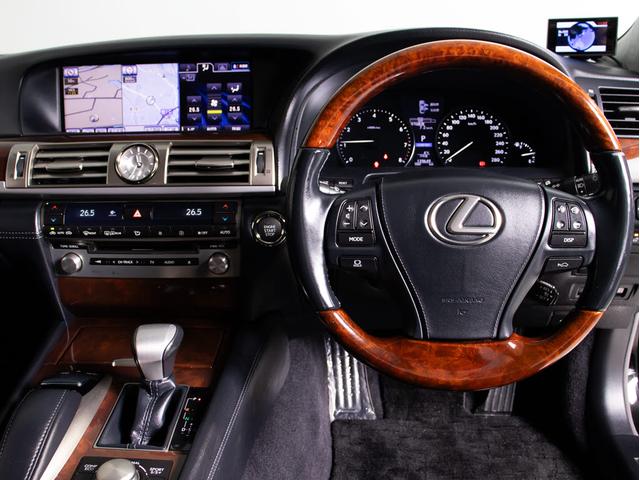 ＬＳ ＬＳ４６０　バージョンＣ　Ｉパッケージ　後期型（禁煙車）（サンルーフ）（黒本革シート）（連眼ＬＥＤヘッドライト）（衝突軽減ブレーキ）（記録簿１５枚）レーダークルーズ　ＢＳＭ　パワートランク　オットマン　　クリアランスソナー　ＨＤＤマルチナビ（32枚目）