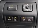 ★使いやすさや安全性を追求したステアリング周り!高級車ゆえにスイッチ類が多いのも特徴ですね!考え尽くされた配置ですぐに使いこなす事が出来ますのでご安心下さい!是非、体感してみて下さい!!